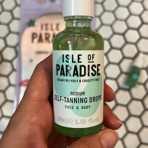 New Isle of Paradise Tanning Drops and Mitt - Picture 2 of 3